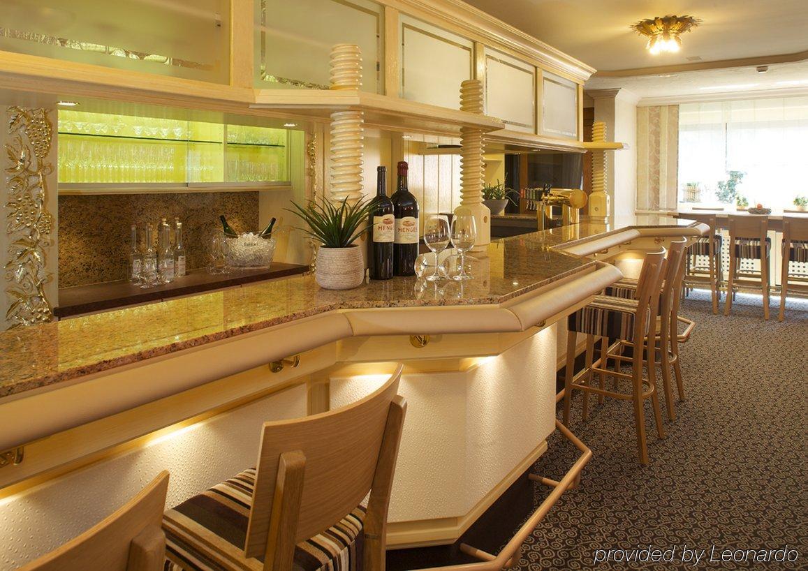 Ringhotel Winzerhof 로엔베르그 레스토랑 사진