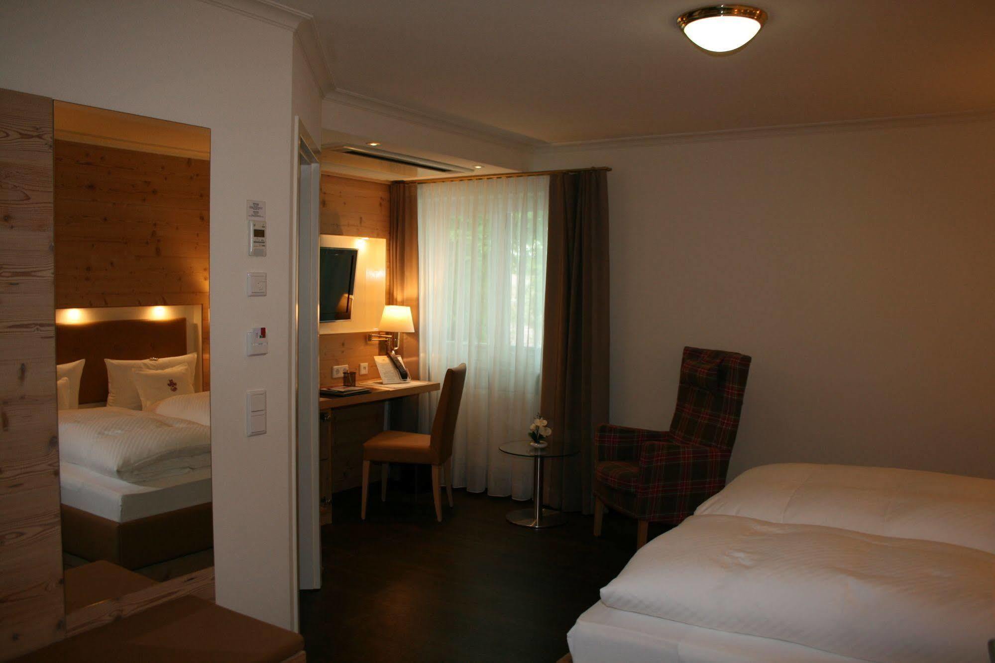 Ringhotel Winzerhof 로엔베르그 외부 사진
